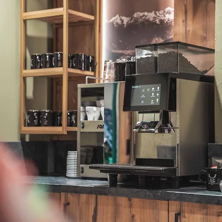 Binders Budget City-mountain