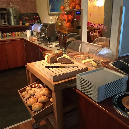 酒店 Binders Budget City-mountain