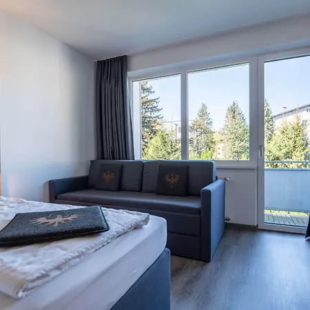 Binders Budget City-mountain Hotel