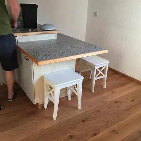 酒店 Binders Budget City-mountain 4*