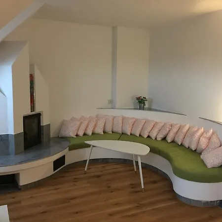 Hotel Binders Budget City-mountain 4*
