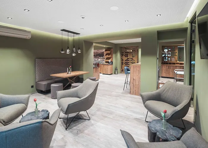 מלון Binders Budget City-mountain