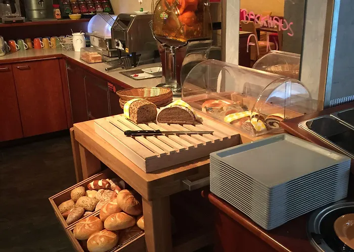 מלון Binders Budget City-mountain