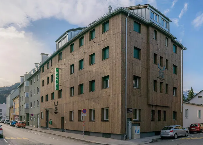 Binders Budget City-mountain