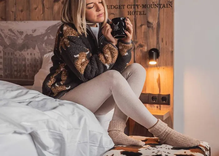 Binders Budget City-mountain