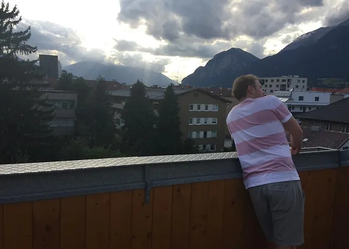 Hotel Binders Budget City-mountain 4*