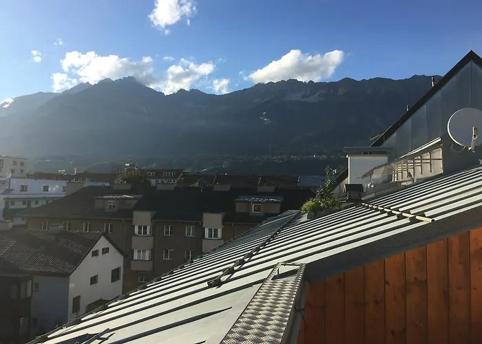 Binders Budget City-mountain فندق